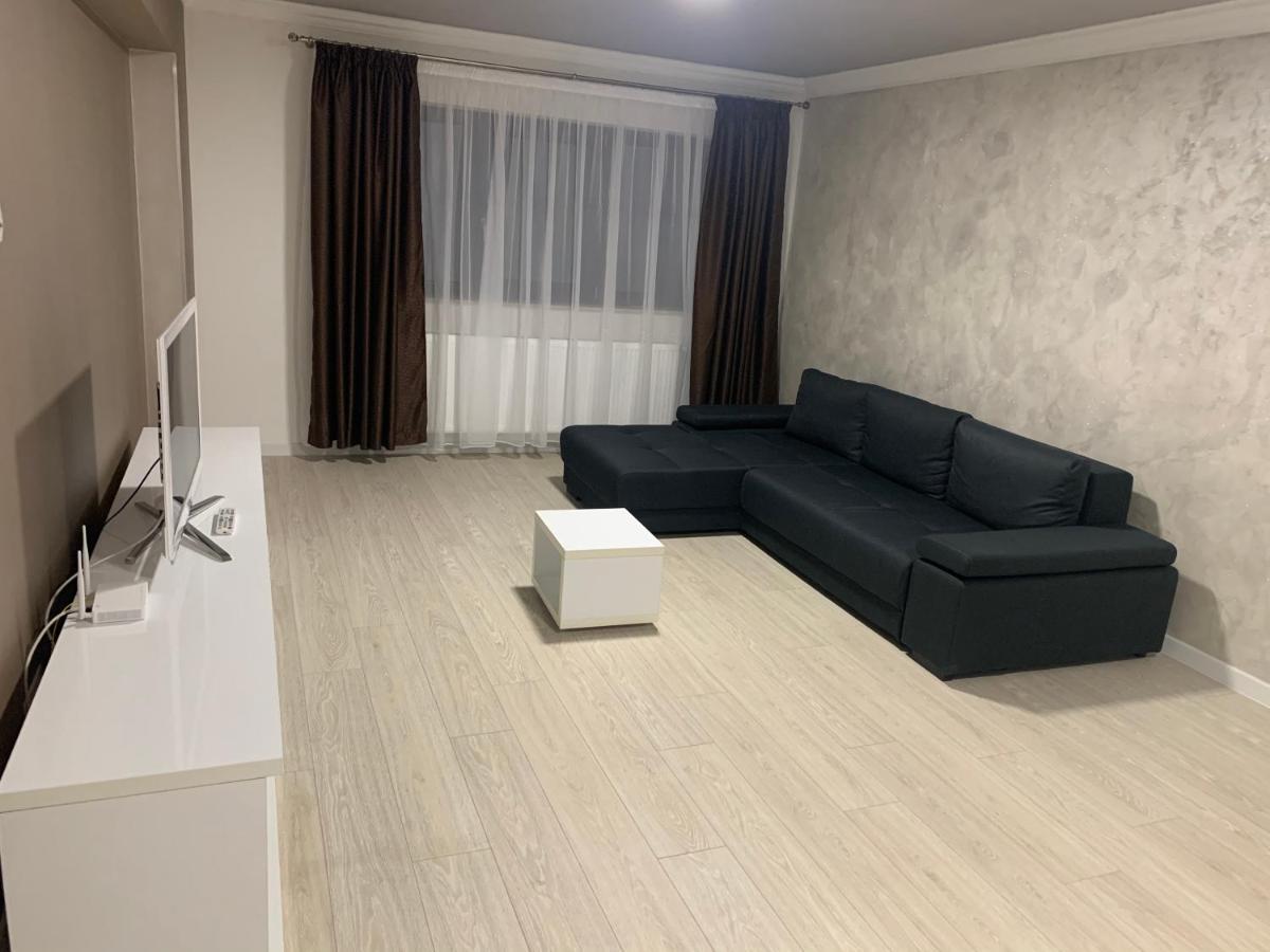 Apartament Lux Regim Hotelier Bacău Exteriér fotografie